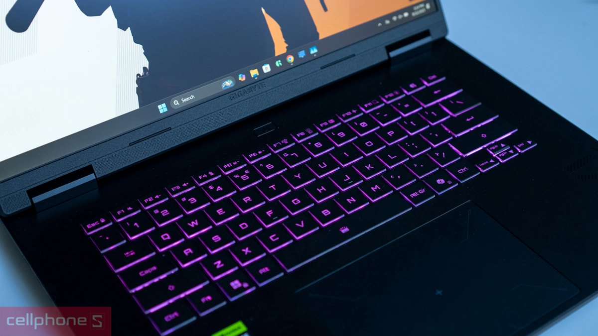 RAM, ổ cứng laptop GIGABYTE Gaming A16 GA6H-CTHH3VN893SH