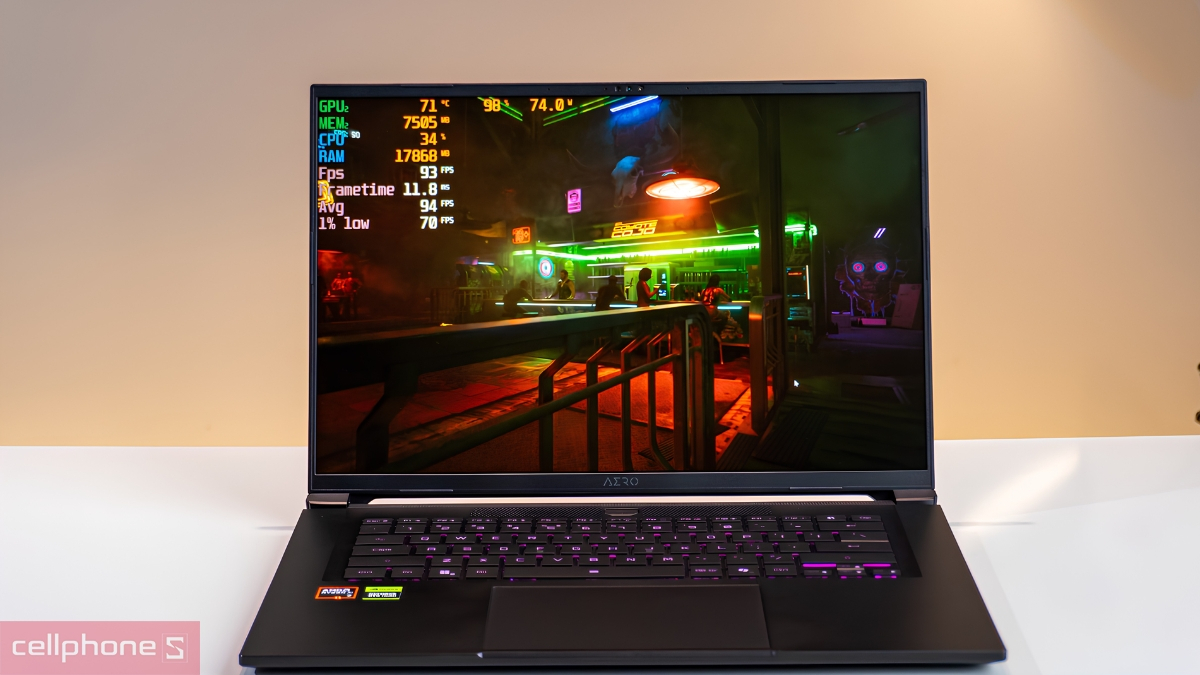 Laptop Gigabyte Aero đáp ứng nhu cầu cơ bản với hiệu năng đồ họa