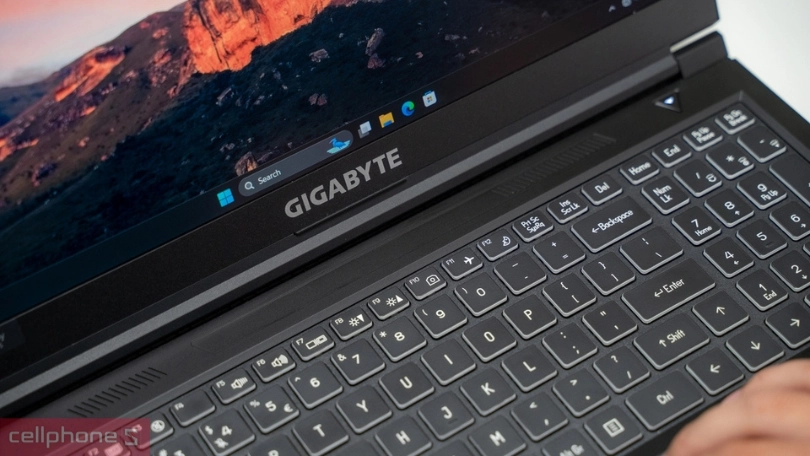 Bàn phím của laptop Gigabyte G6 KF-9RC56KF0HJJANIVN000
