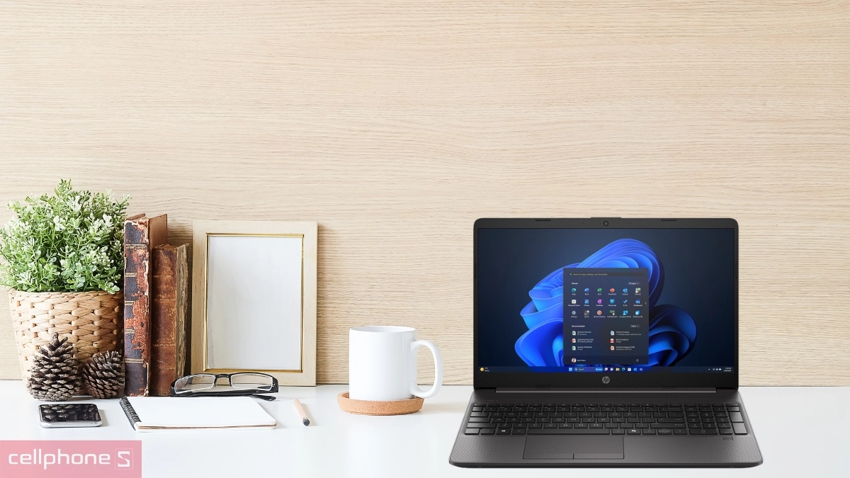 Nhiều cổng kết nối laptop HP 250R G9 C40LJAT