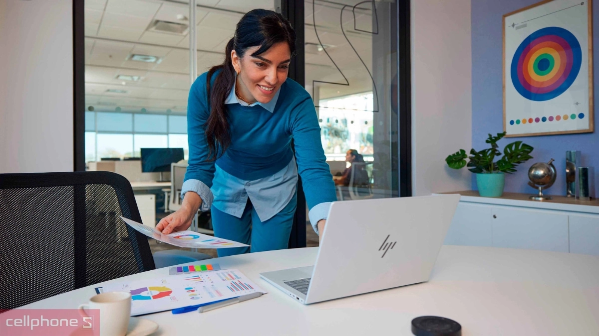 Laptop EliteBook sở hữu hệ thống kết nối hiện đại