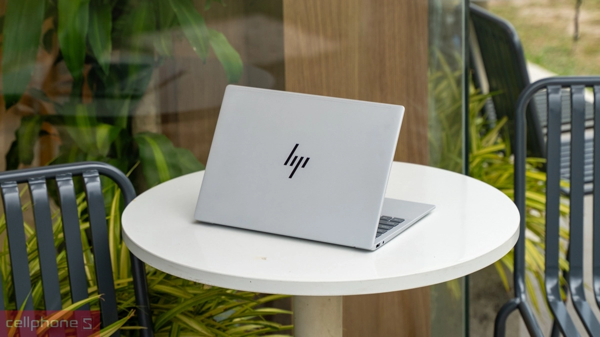 Trọng lượng siêu nhẹ Laptop HP Omnibook 7 Aero 13-BG1083AU BZ7R9PA Ryzen AI 7