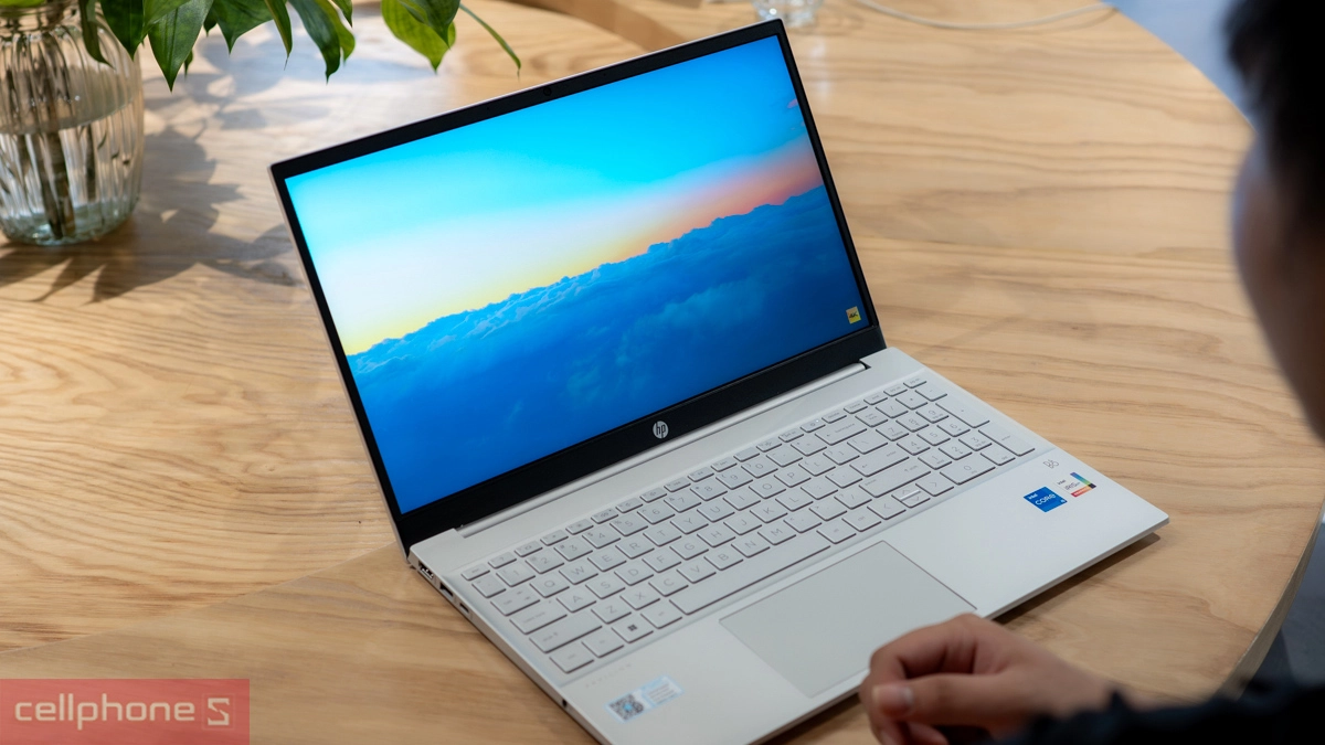 Chất lượng âm thanh của laptop HP Pavilion 15-EG3095TU 8C5L6PA 16GB