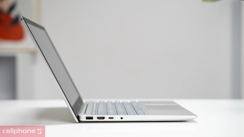 Thiết kế laptop HP 14-EP0220TU B73VWPA 16GB