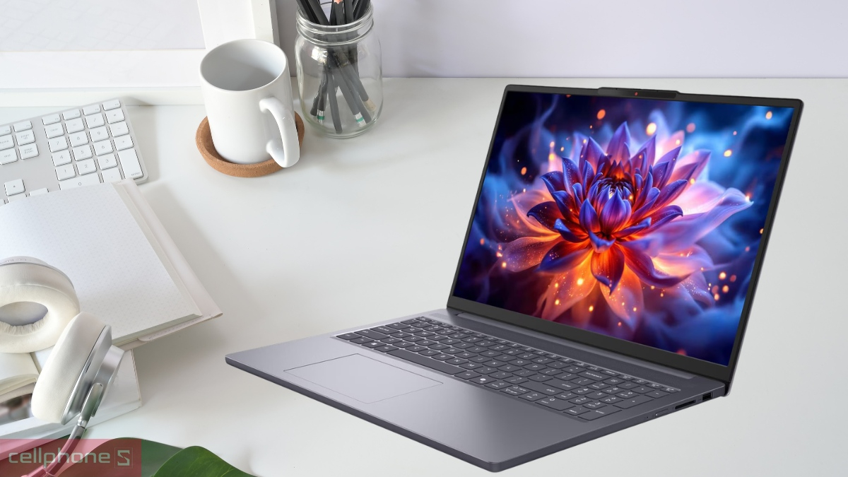 Màn hình WUXGA 16 inch của Laptop Lenovo IdeaPad Slim 3 16IPH11 83US003YVN