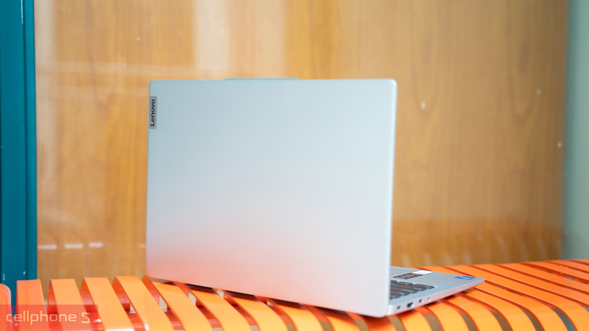 Độ bền laptop Lenovo Ideapad Slim 5