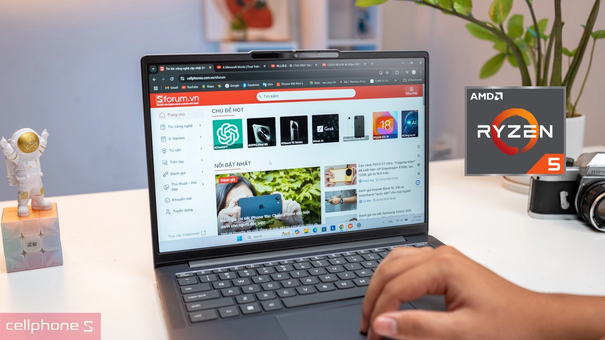 Thao tác đa nhiệm Laptop Lenovo IdeaPad Slim 3 14ARP10 83K6005UVN