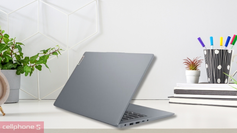 RAM và ổ cứng laptop Lenovo Ideapad Slim 3 14IAH8-83EQ004VN