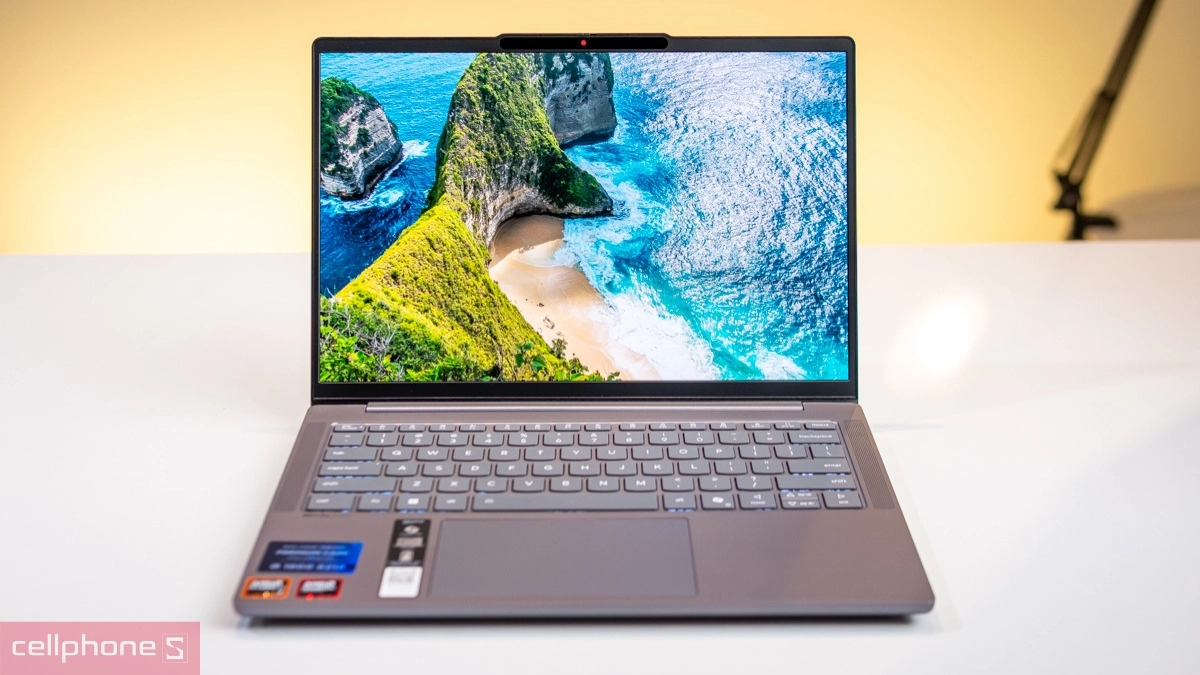 Hiệu năng AI của laptop Lenovo IdeaPad Slim 5 14AKP10 83HX001JVN Ryzen AI 7