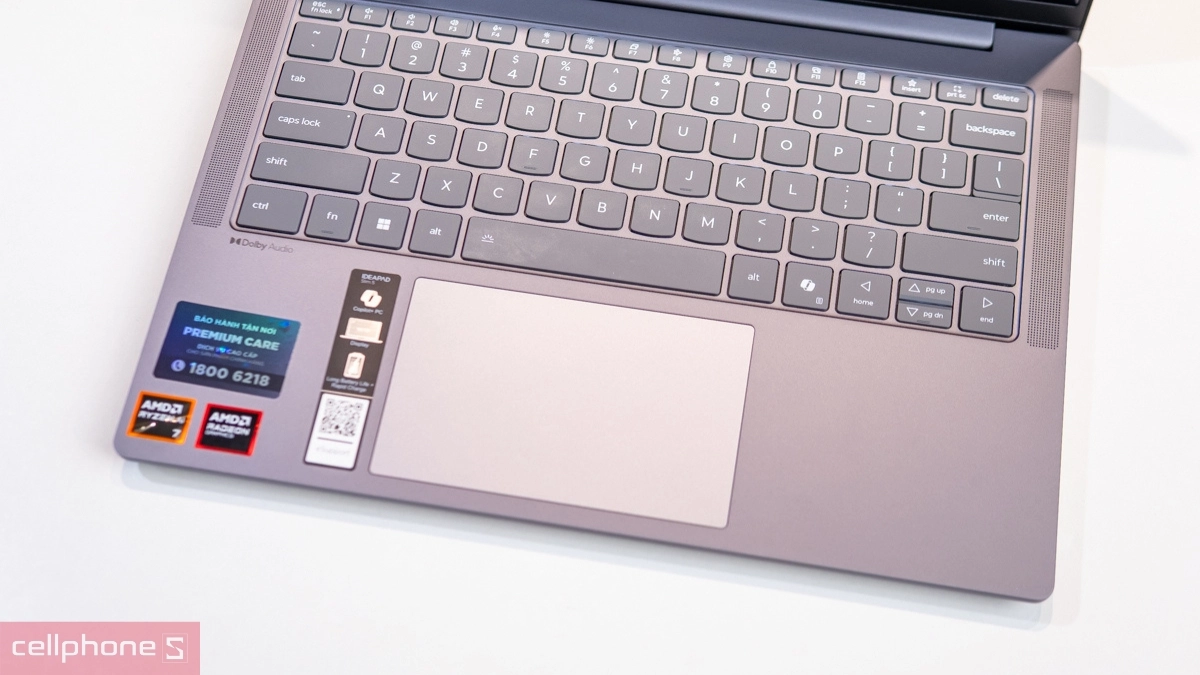 Bộ nhớ RAM và ổ cứng của laptop Lenovo IdeaPad Slim 5 14AKP10 83HX001JVN Ryzen AI 7