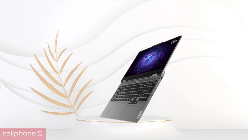 Màn hình 15.6 inch FHD IPS 300nits kết hợp G-SYNC hiển thị ấn tượng