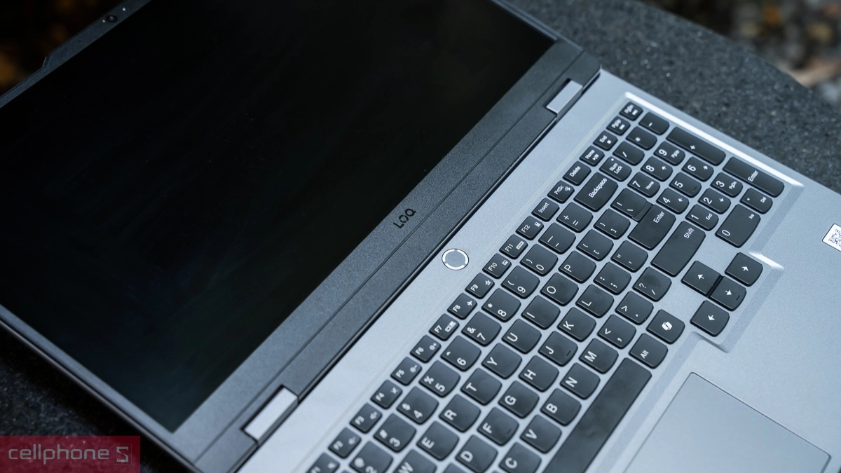 Laptop Lenovo LOQ 15IAX9 83GS00DBVN - Thiết kế độc đáo, hiệu suất vượt trội