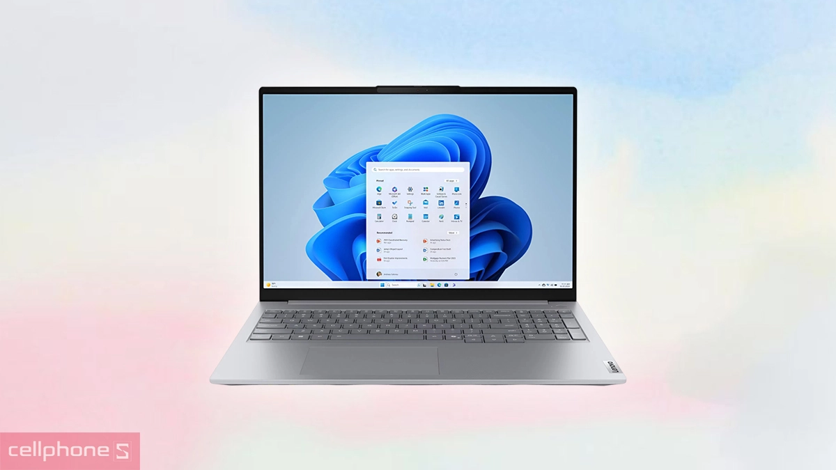 CPU mạnh mẽ, card đồ họa thế hệ mới