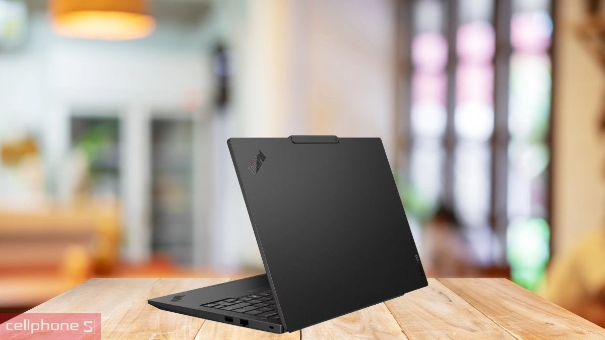 Cổng kết nối laptop Lenovo ThinkPad E14 Gen 7 21T90021VA
