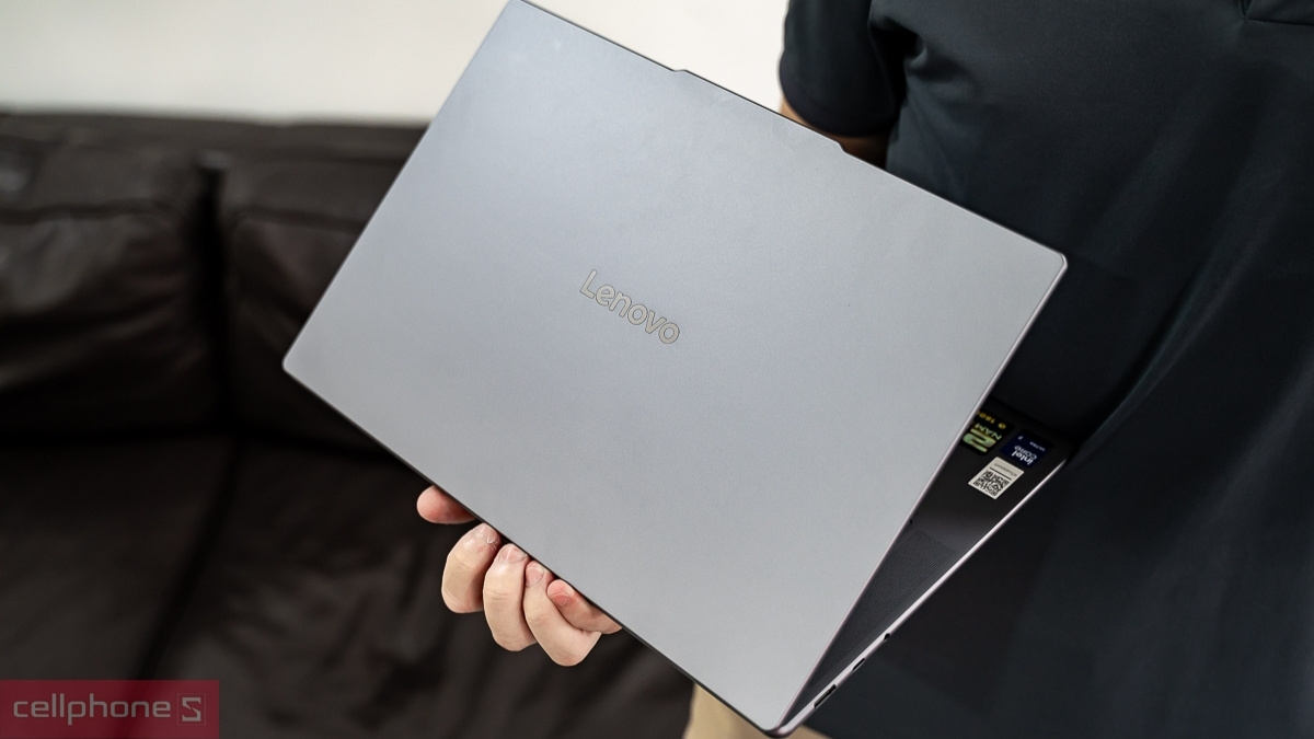 Giá laptop Lenovo Yoga Slim 7 bao nhiêu tiền