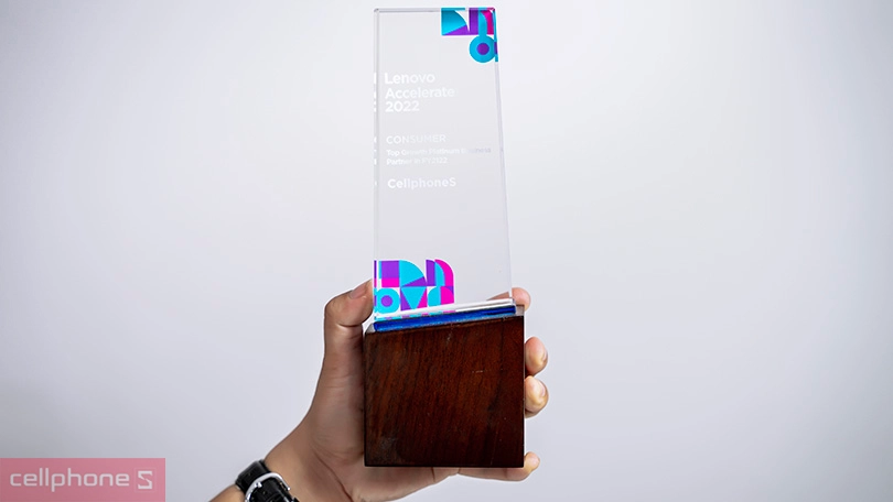 CellphoneS là đối tác có tốc độ tăng trưởng nhanh nhất của lenovo
