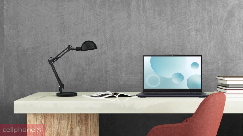 Màn hình 15,6 inch mỏng và sắc nét