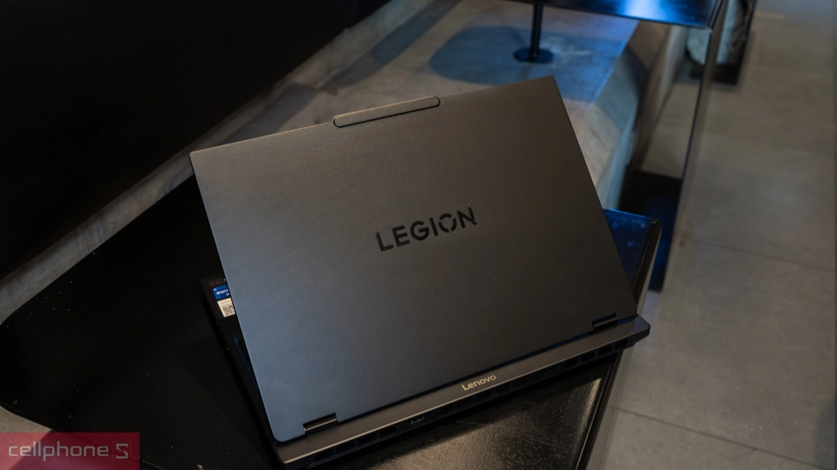 Lenovo Legion 5 đáp ứng nhu cầu chơi game, thiết kế đồ họa và lập trình