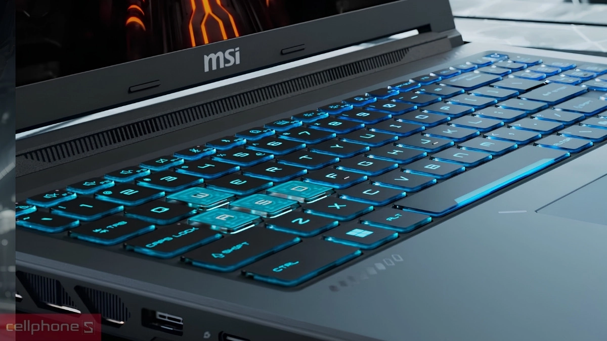 MSI Crosshair bàn phím RGB 24 vùng nổi bật khi chơi game