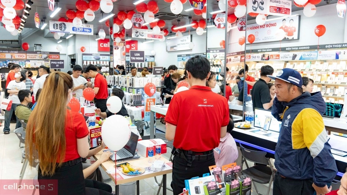 MSI Crosshair chính hãng tại CellphoneS với nhiều ưu đãi