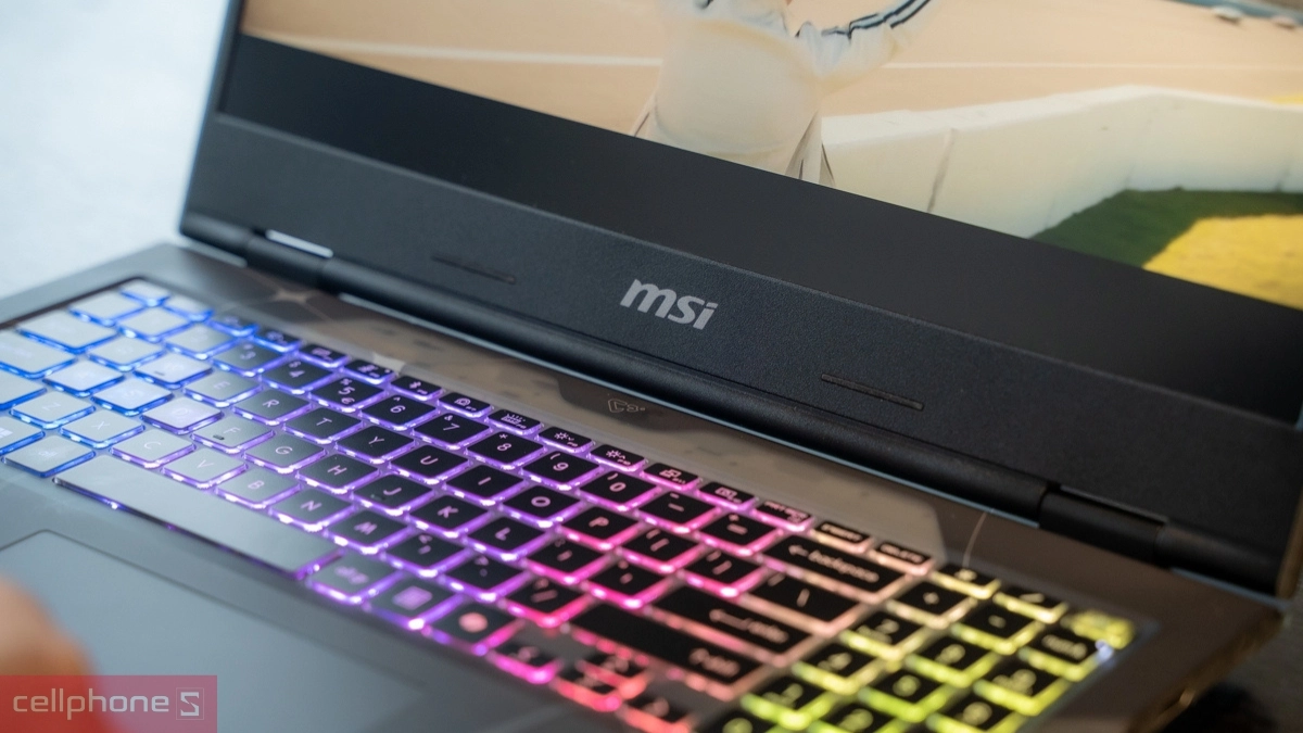 Cấu hình laptop MSI Cyborg 15 B2RWEKG-402VN