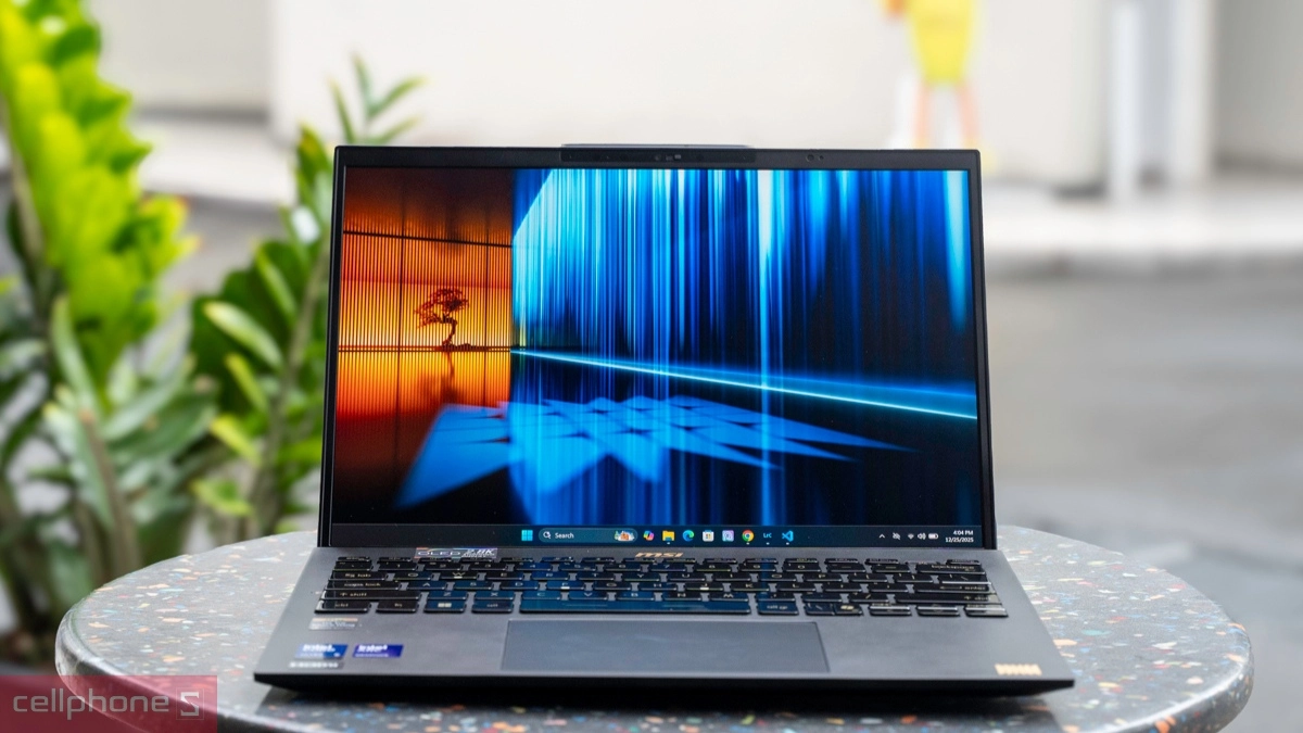 Màn hình, chất lượng hiển thị của laptop MSI Prestige 13 AI Ukiyoe Edition A2VMG-075VN