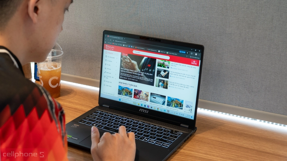 Thiết kế laptop MSI Prestige 14 AI Studio C1UDXG-058VN