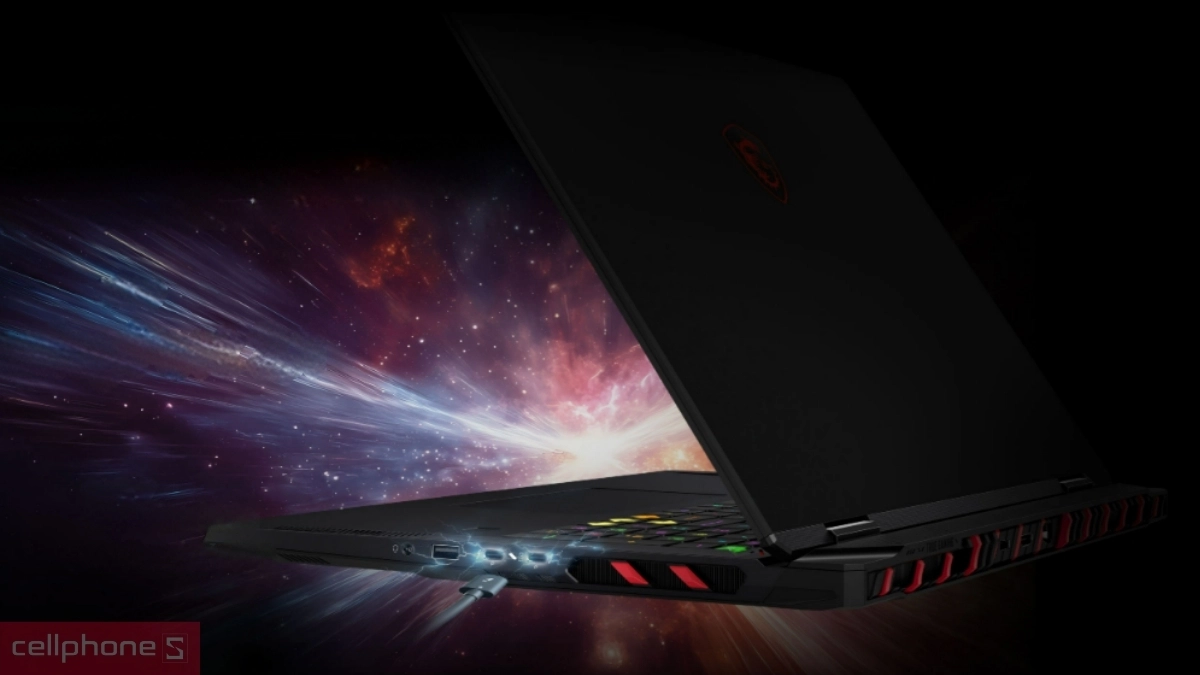MSI Raider hỗ trợ Thunderbolt Share cùng đa dạng cổng kết nối