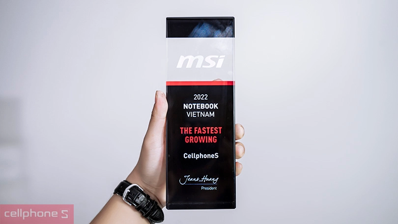 CellphoneS là đơn vị tăng trưởng nhanh nhất