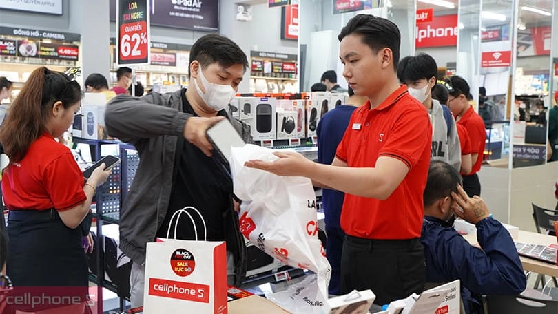 Mua laptop MSI Bravo tại CellphoneS Mua laptop MSI Bravo tại CellphoneS