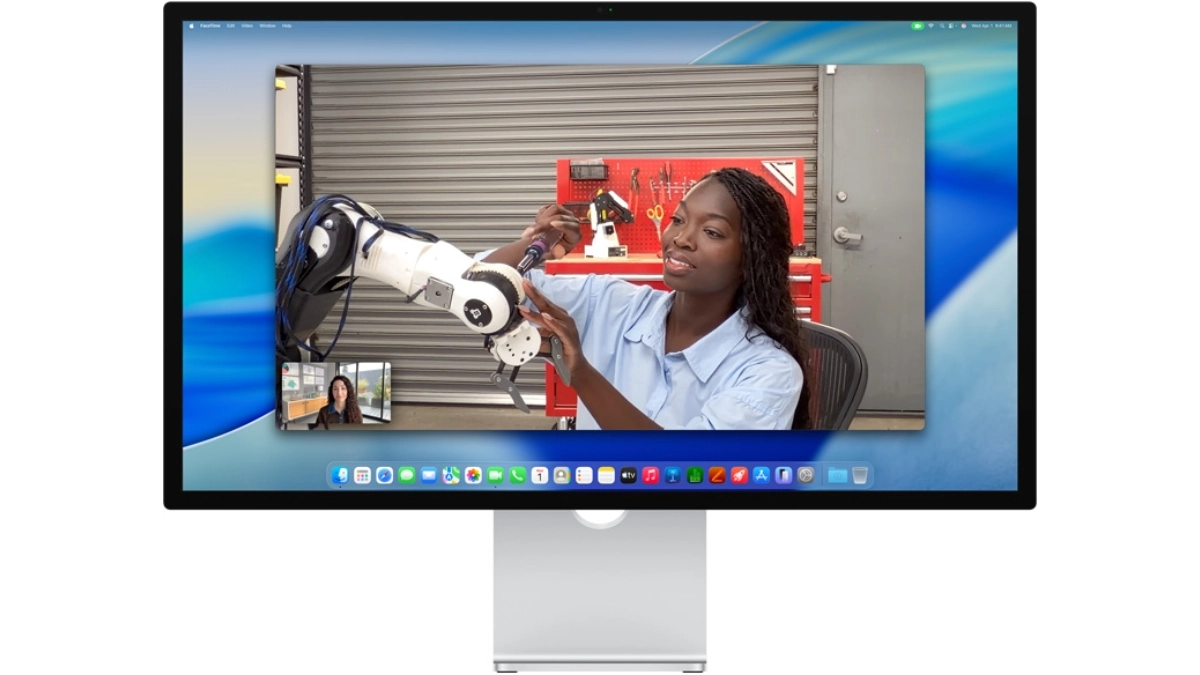 Camera Apple Studio Display 27 5K chân đế điều chỉnh 2026