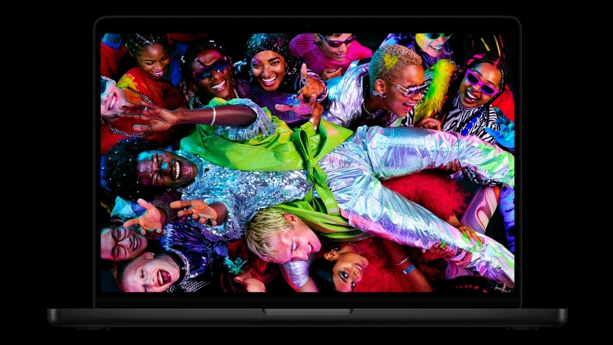 MacBook Pro M5 Max trang bị màn hình Liquid Retina XDR
