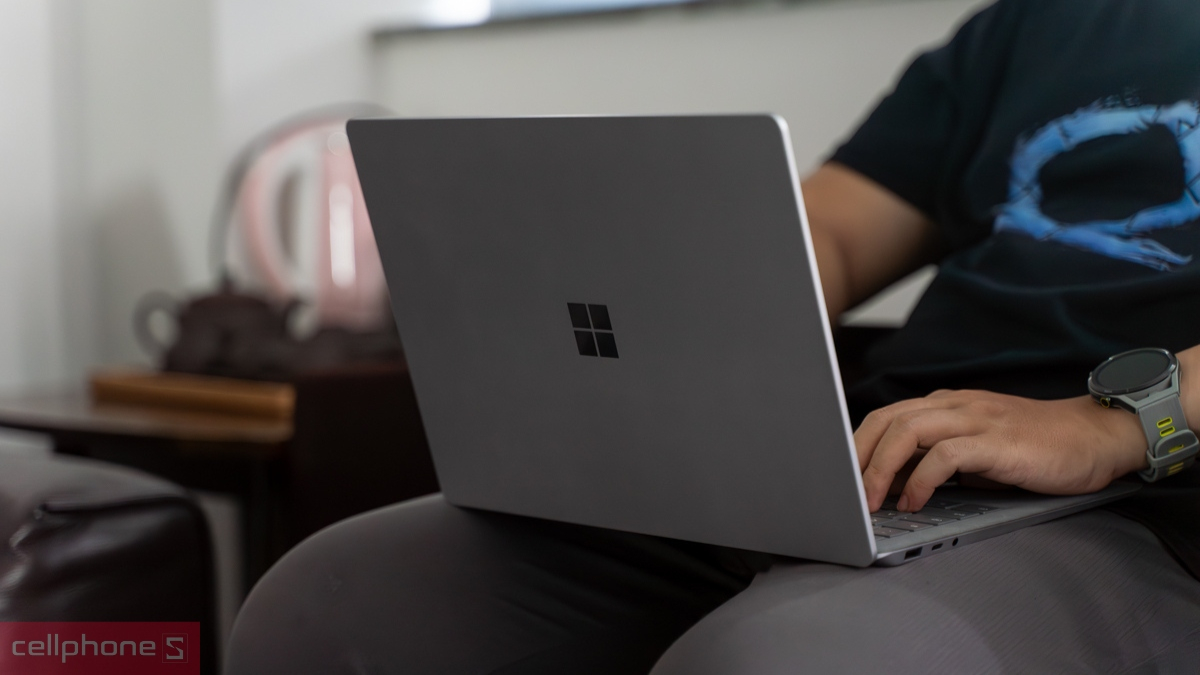 Surface laptop 4 13.5 R5-4680U 