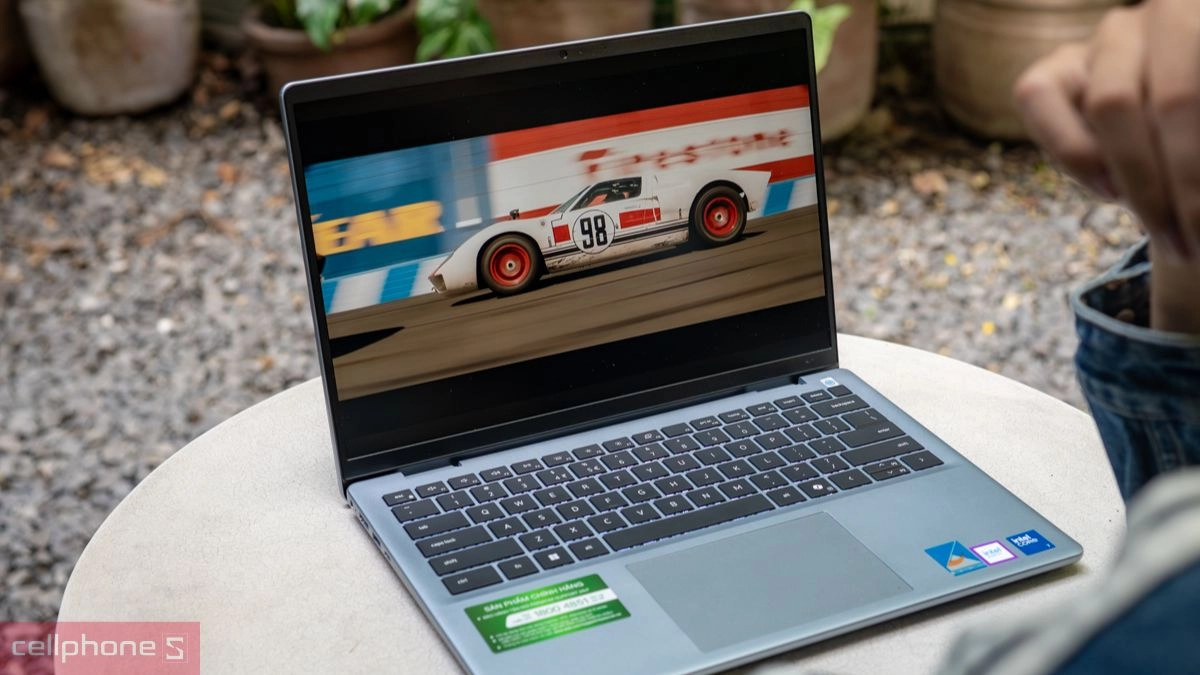 Màn hình và chất lượng hiển thị của laptop Dell Inspiron 14 5441 N4O10441W1