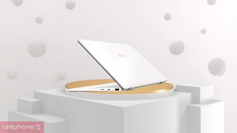 Pin và cổng kết nối của laptop MSI Prestige 13 AI EVO A1MG-241VN