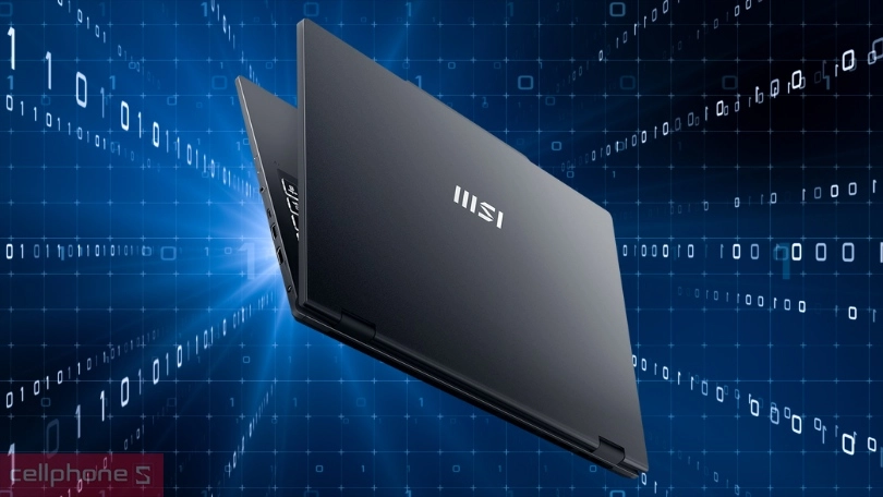 Pin và cổng kết nối của laptop MSI Venture Pro 16 AI A1VEG-003VN