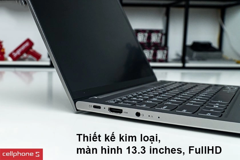 Thiết kế kim loại, màn hình 13.3 inches, FullHD