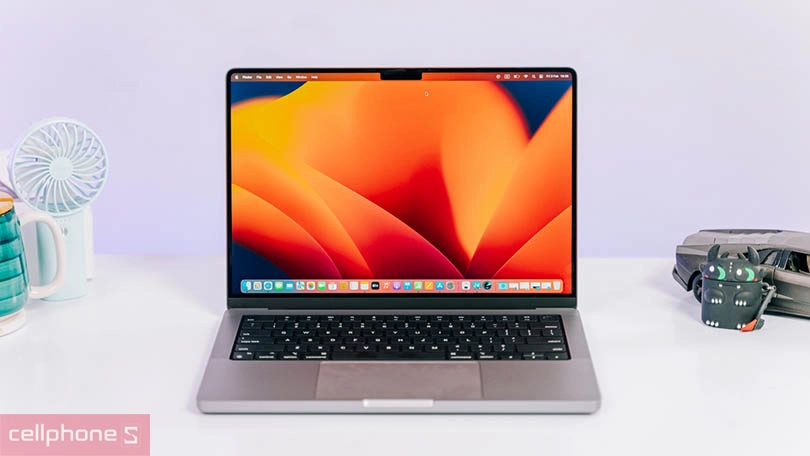 Macbook Pro có cảm ứng màn hình không