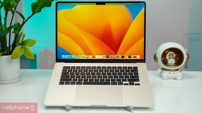 Thiết kế Macbook nhỏ gọn, sang trọng