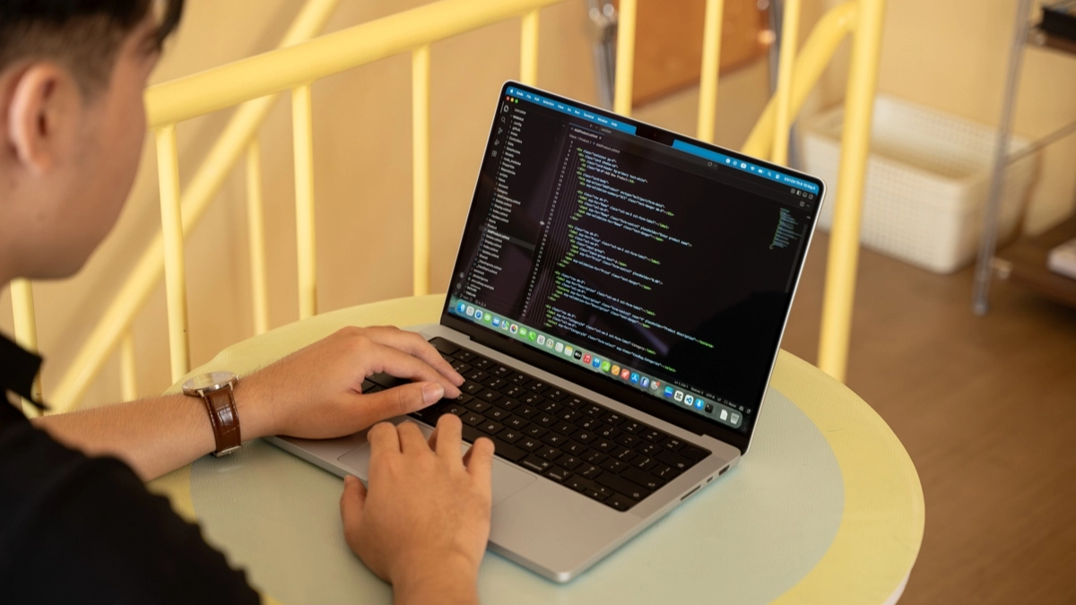Màn hình MacBook Pro M5 Pro