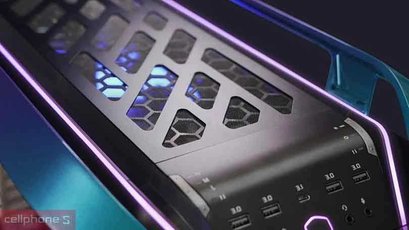 Case Coolermaster Cosmos C700M 30TH Anniversary Limited Edition - Cổng kết nối đa dạng