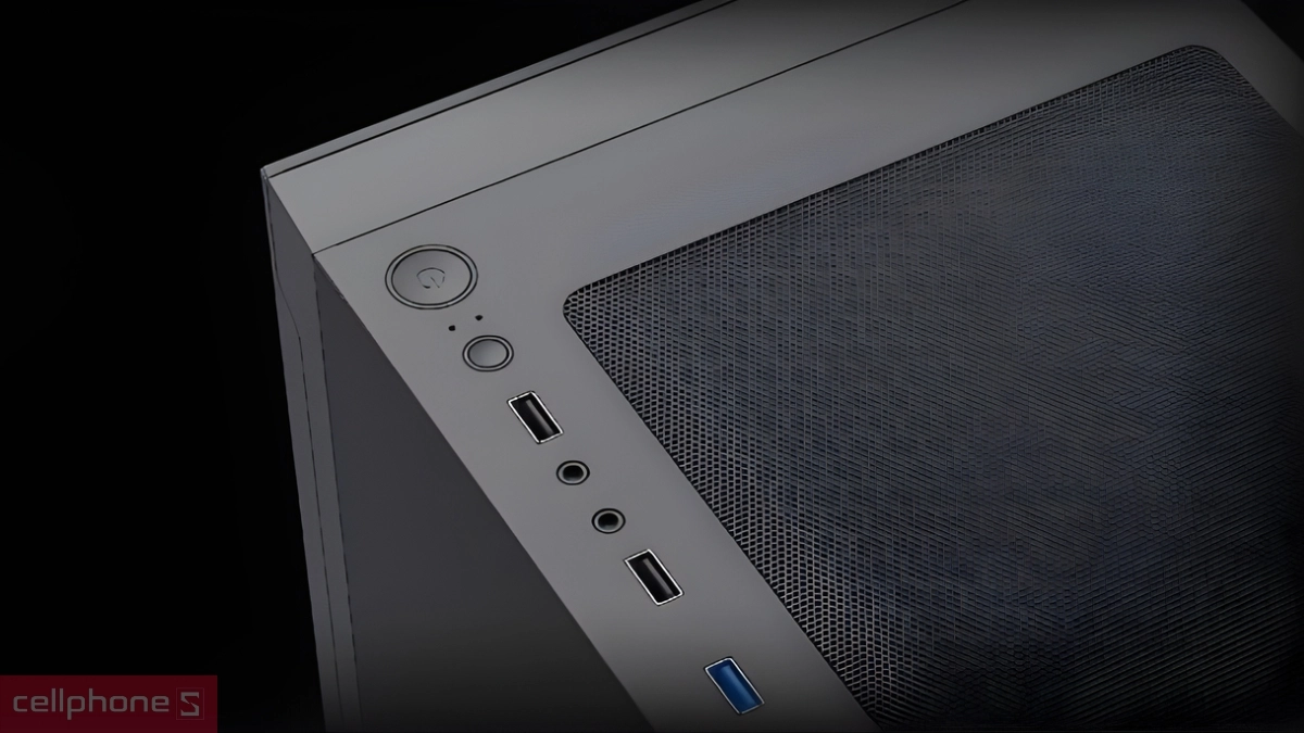 Hệ thống cổng kết nối đa dạng của case máy tính Xigmatek SKY III 3F ATX
