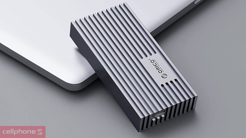 Thiết kế hộp đựng ổ cứng Orico M234C3-U4-SV NVME M2 40Gbps