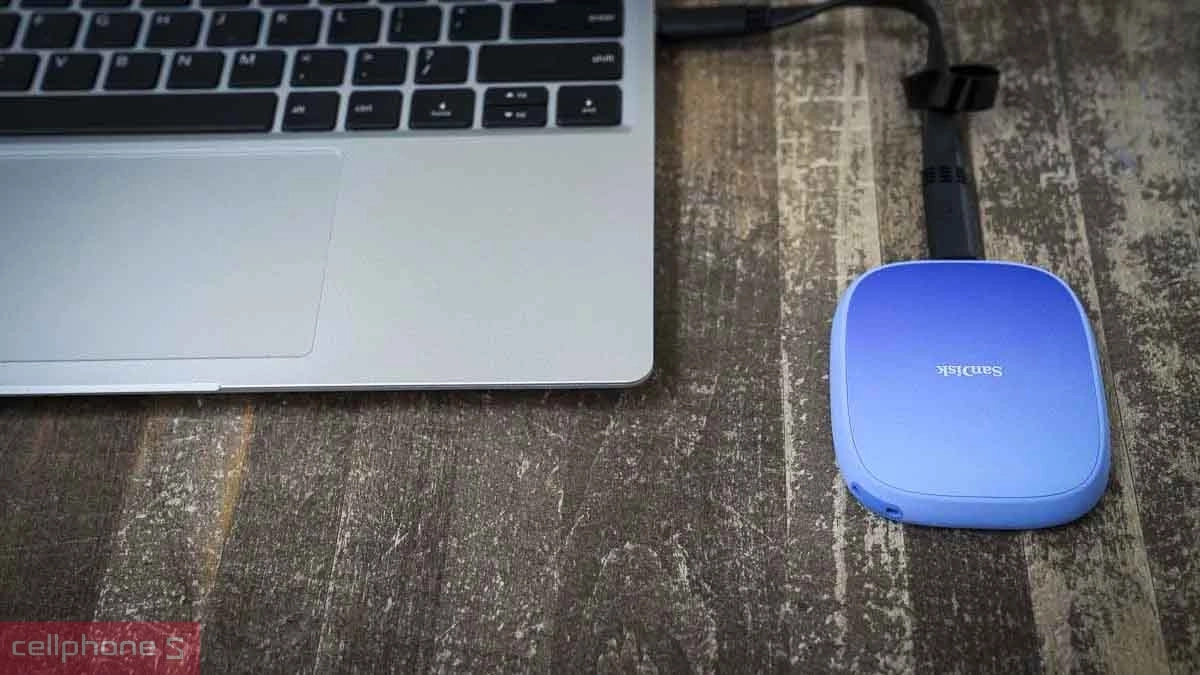 Dung lượng ổ cứng di động SSD Sandisk Creator Phone With Magsafe 2TB