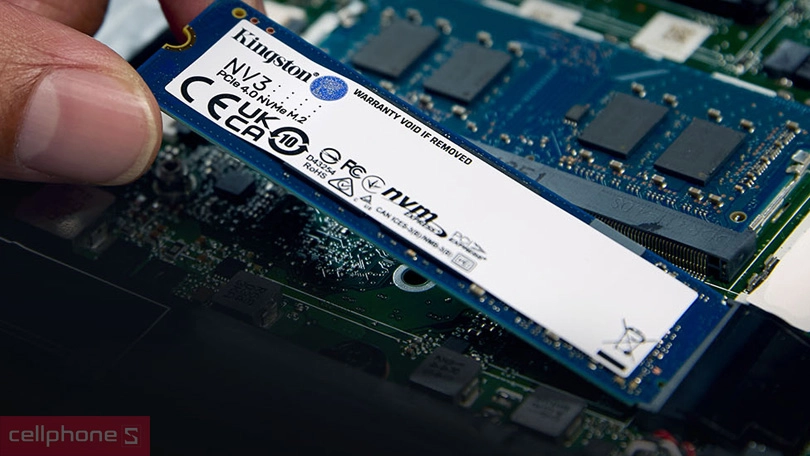 Ổ cứng SSD Kingston NV3 PCIe 4.0 NVMe 5000GB - Tốc độ đọc ghi nhanh chóng, dung lượng lưu trữ