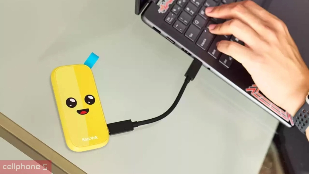 Tốc độ đọc ghi ấn tượng của ổ cứng di động SanDisk Fortnite Peely Edition SDSSDE30-1T00-G25F 1TB