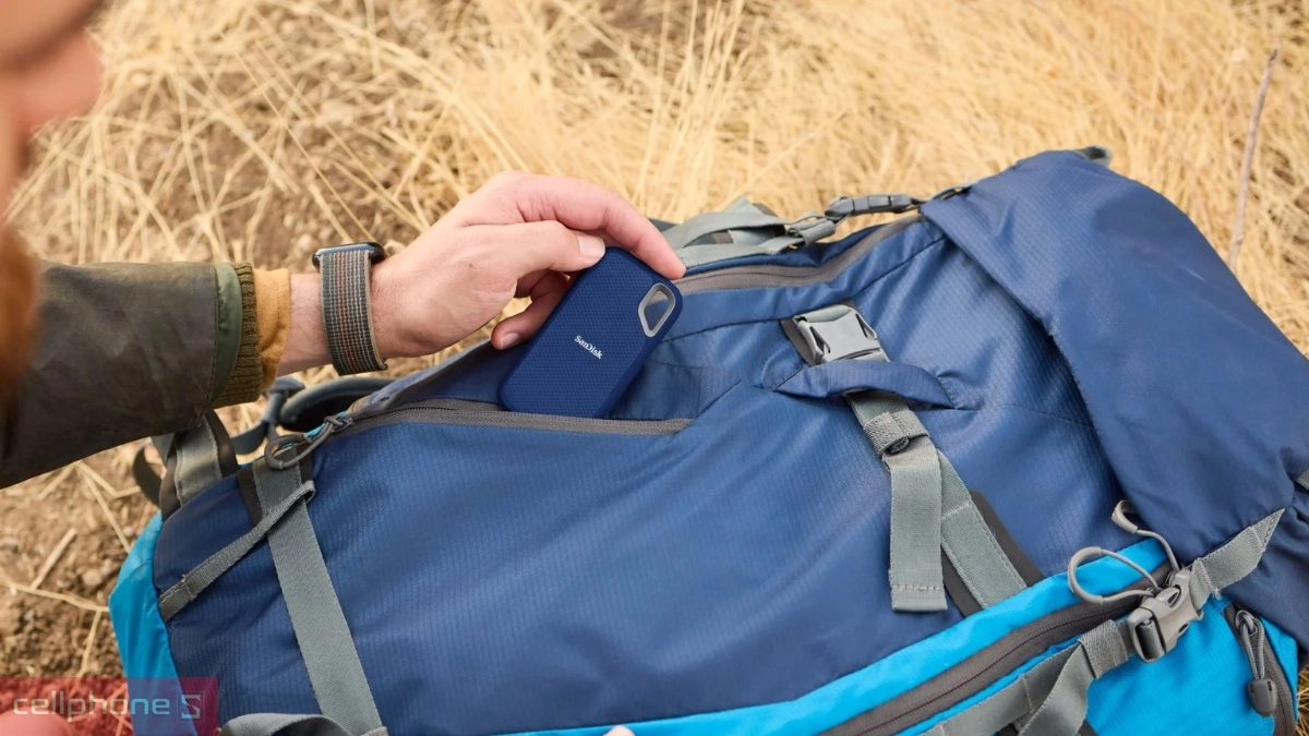 Khả năng lưu trữ lớn ổ cứng di động SSD Sandisk E61 Extreme Portable Royal Blue