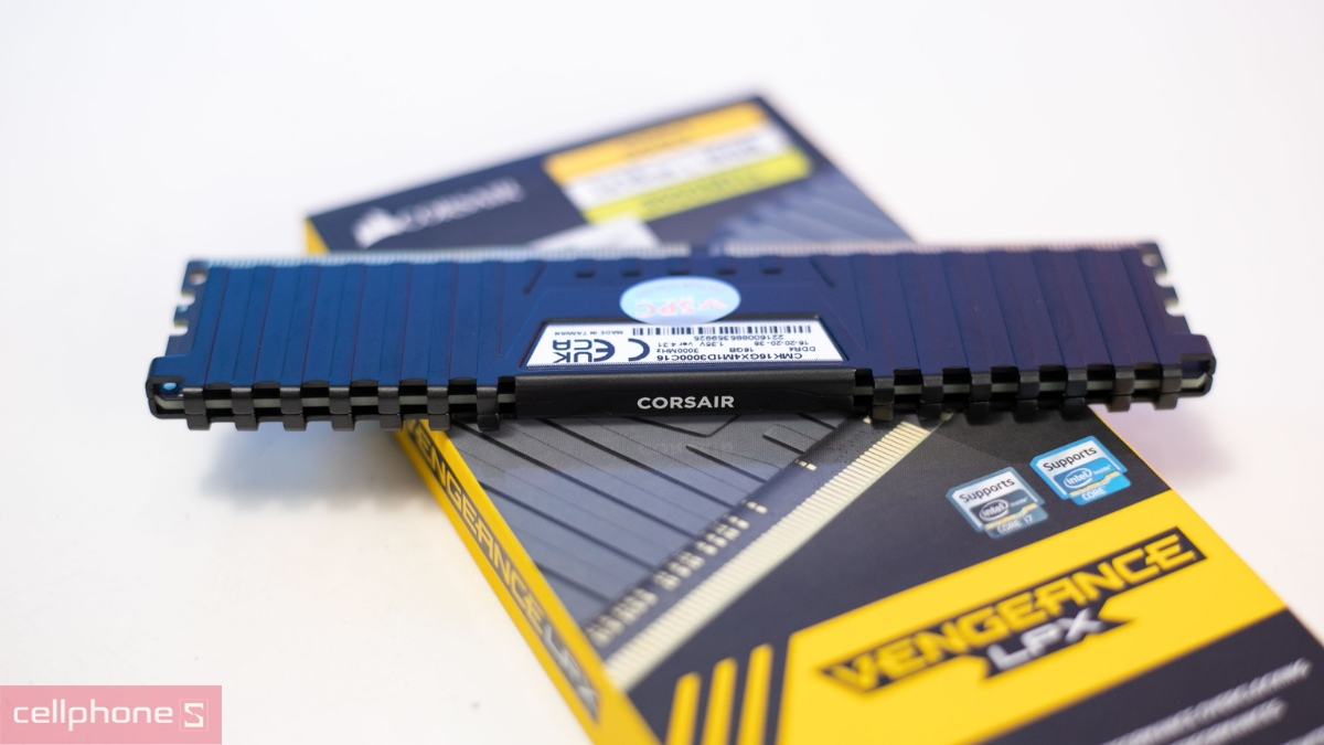 RAM DDR4 có lắp được cho Mainboard DDR5 không