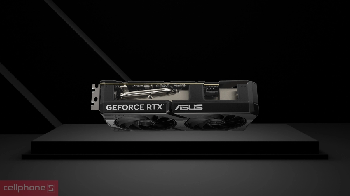 Tản nhiệt hiệu quả với thiết kế Axial-tech