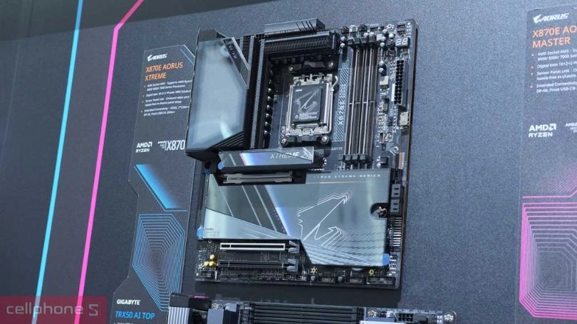 Khả năng kết nối mainboard Gigabyte X870E Aorus Xtreme AI TOP
